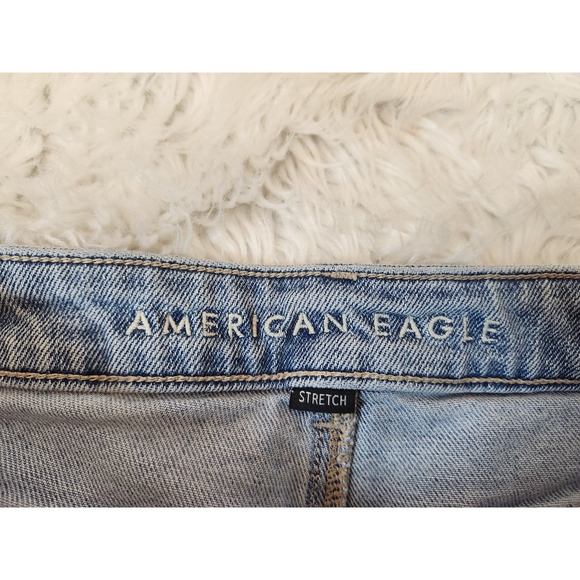 American Eagle Womens Light Blue  Stretch High Rise Mom‎ Straight Jeans Size 8 - Picture 3 of 8